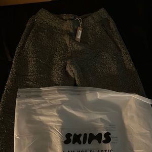 Skims fleece cozy knit drawstring legging